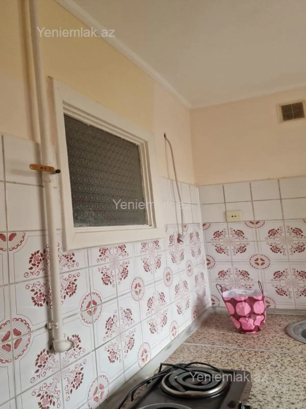 Satılır 1 otaqlı köhnə tikili 45 m²