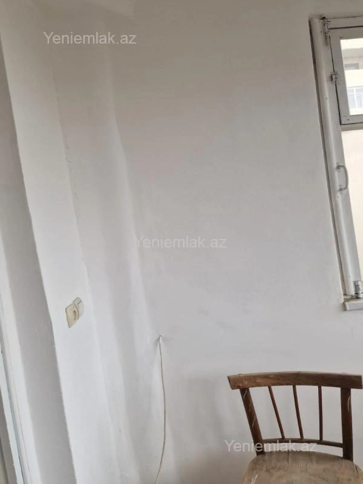 Satılır 1 otaqlı köhnə tikili 45 m²