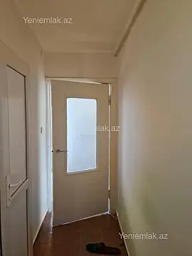 Satılır 1 otaqlı köhnə tikili 45 m²