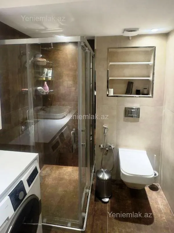 Satılır 1 otaqlı köhnə tikili 36 m²