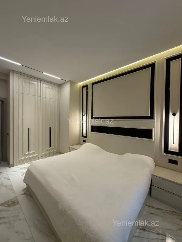 Satılır 3 otaqlı yeni tikili 105 m²