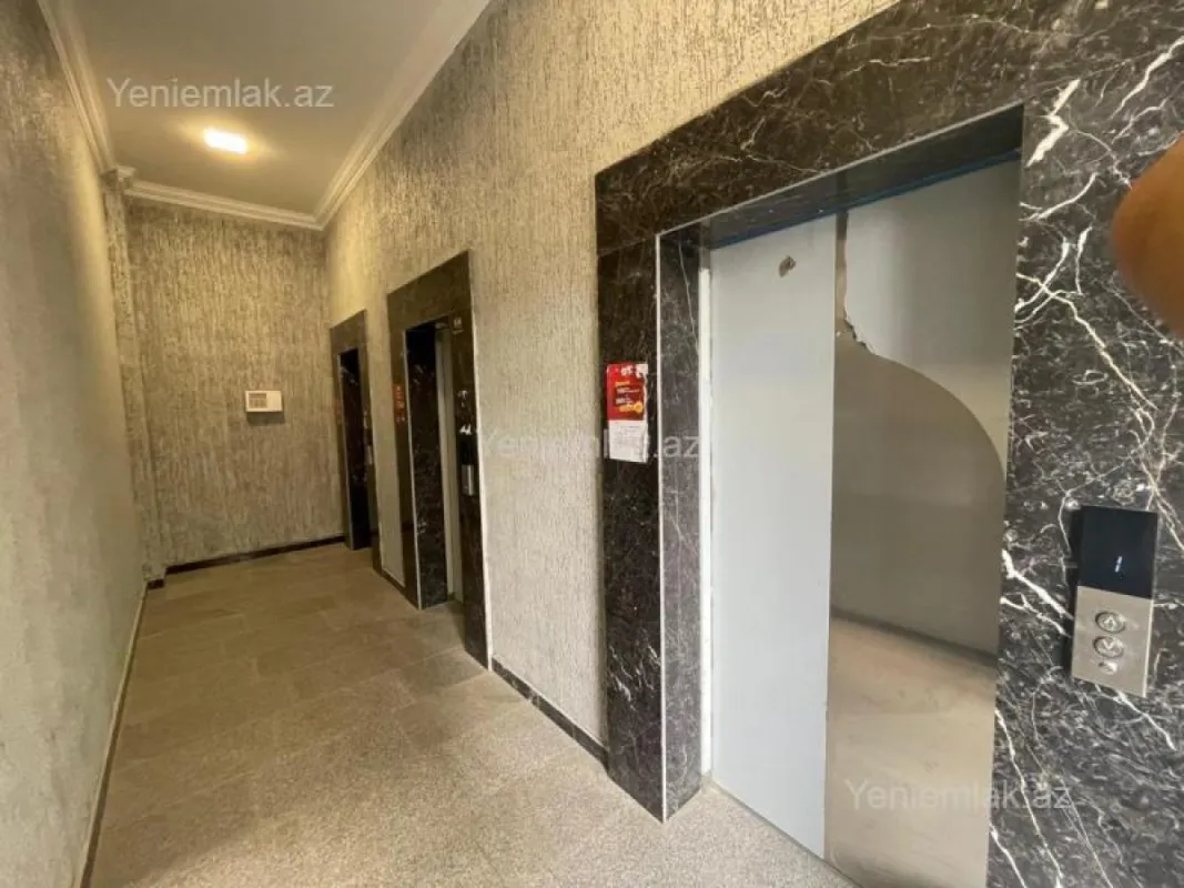 Satılır 2 otaqlı yeni tikili 82 m²