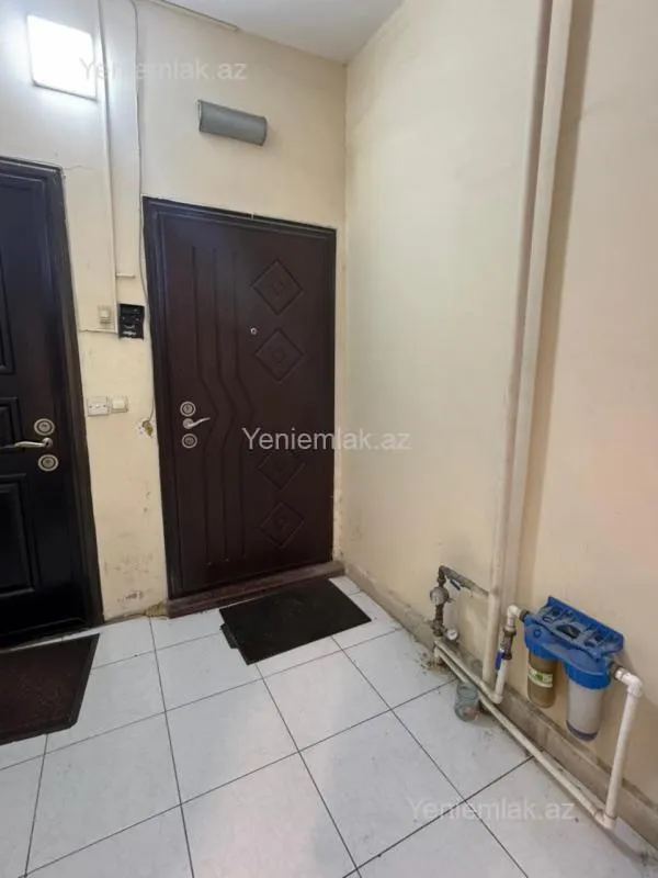Satılır 4 otaqlı yeni tikili 190 m²