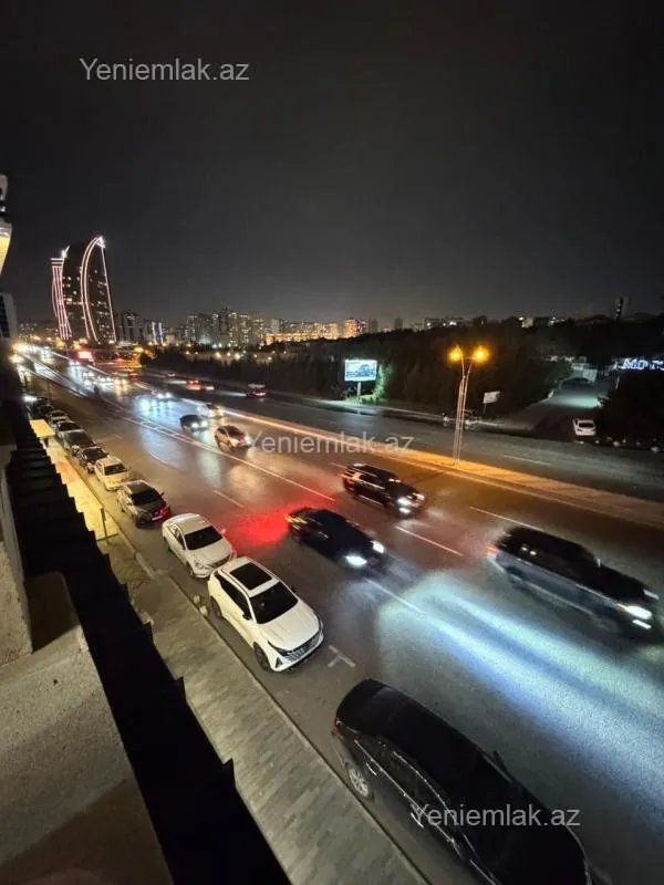 Satılır 4 otaqlı yeni tikili 190 m²