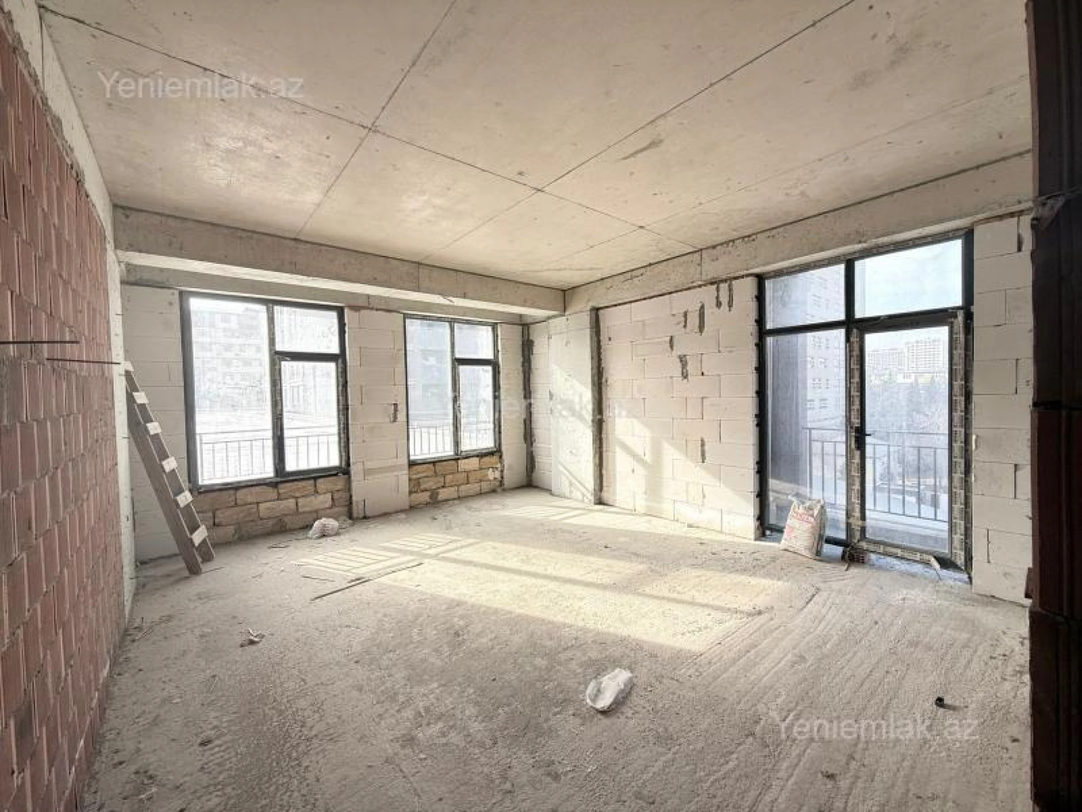 Satılır 2 otaqlı yeni tikili 65.2 m²