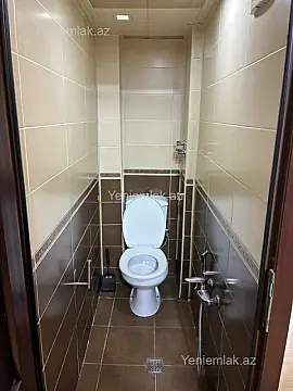 Satılır 3 otaqlı köhnə tikili 70 m²