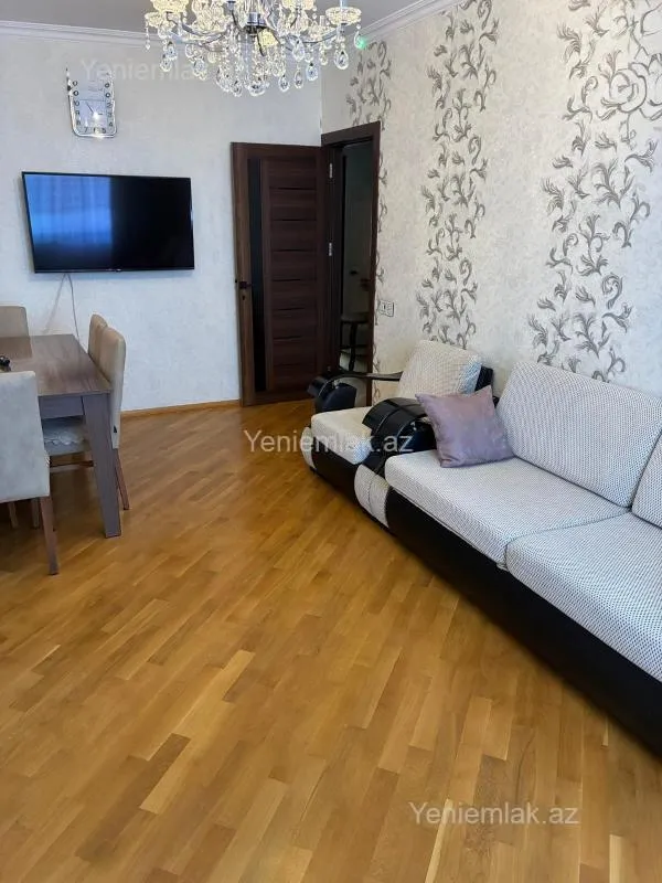 Satılır 3 otaqlı köhnə tikili 70 m²