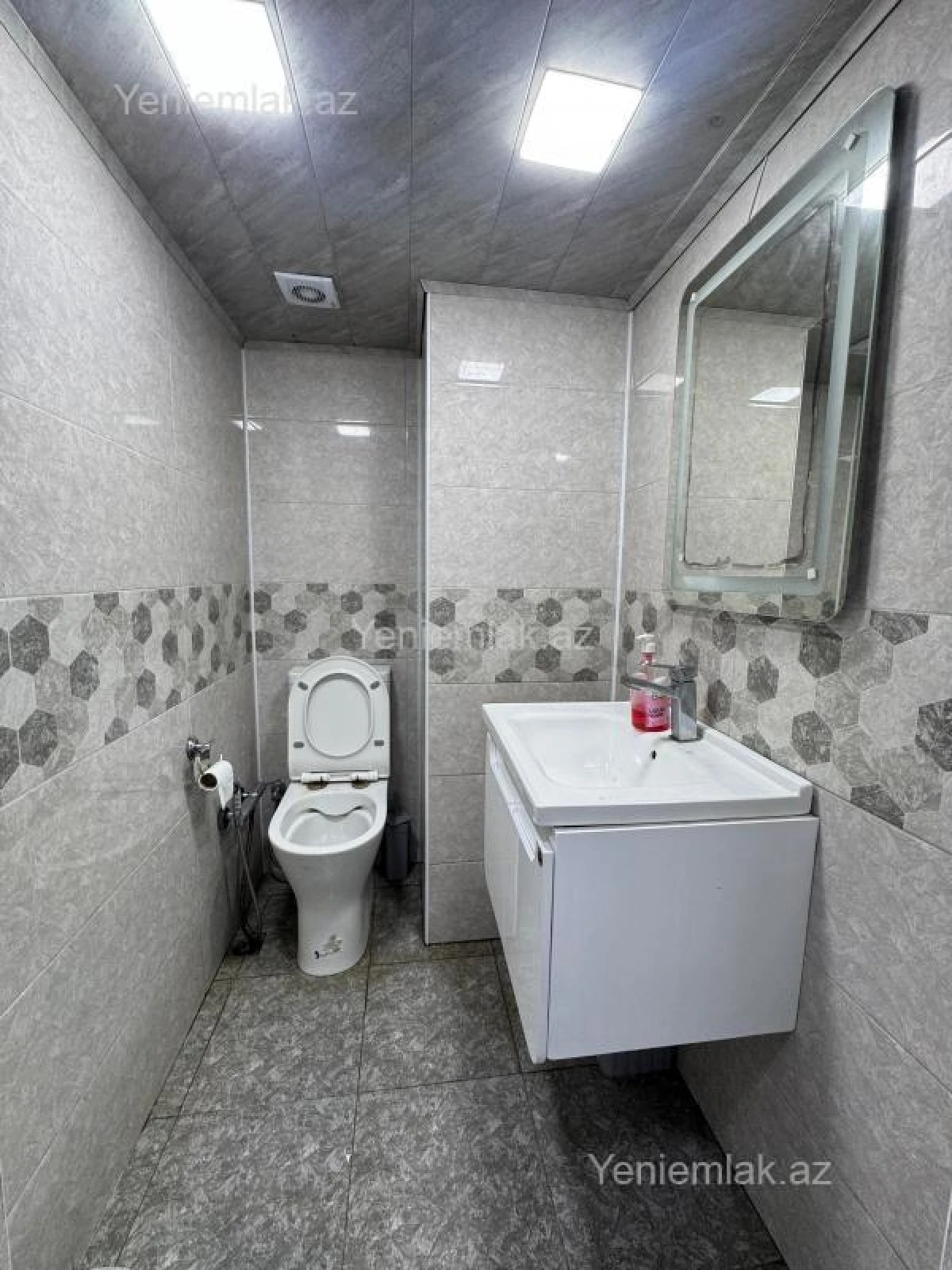 Satılır mənzil 107 m²
