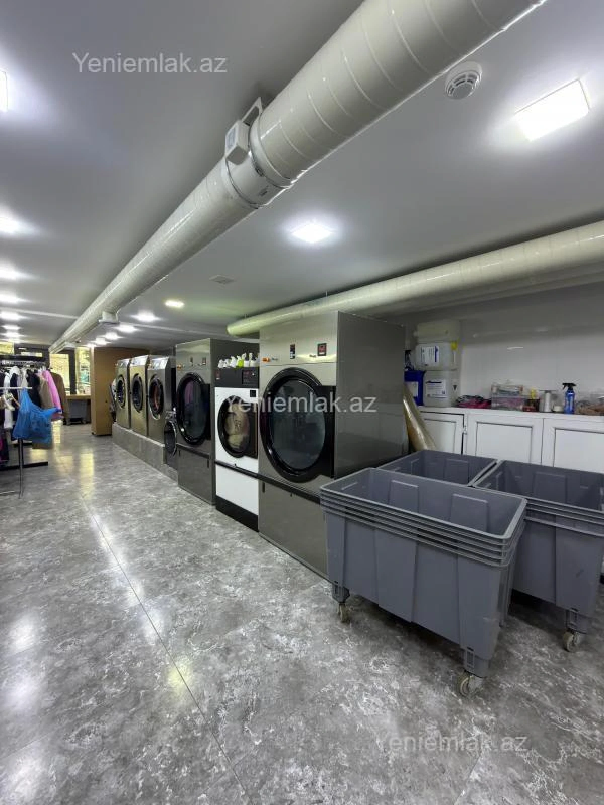 Satılır mənzil 107 m²