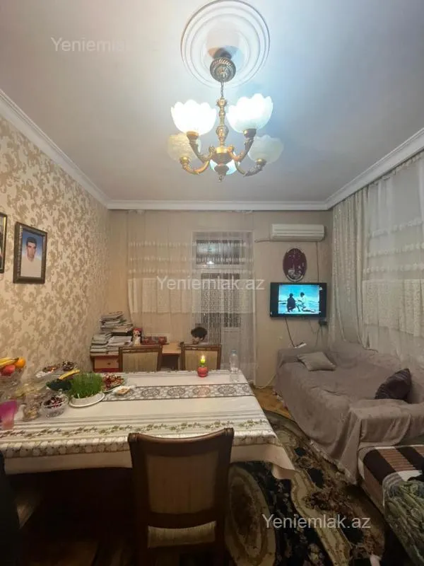 Satılır 2 otaqlı köhnə tikili 46 m²