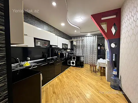 Satılır 2 otaqlı yeni tikili 93 m²