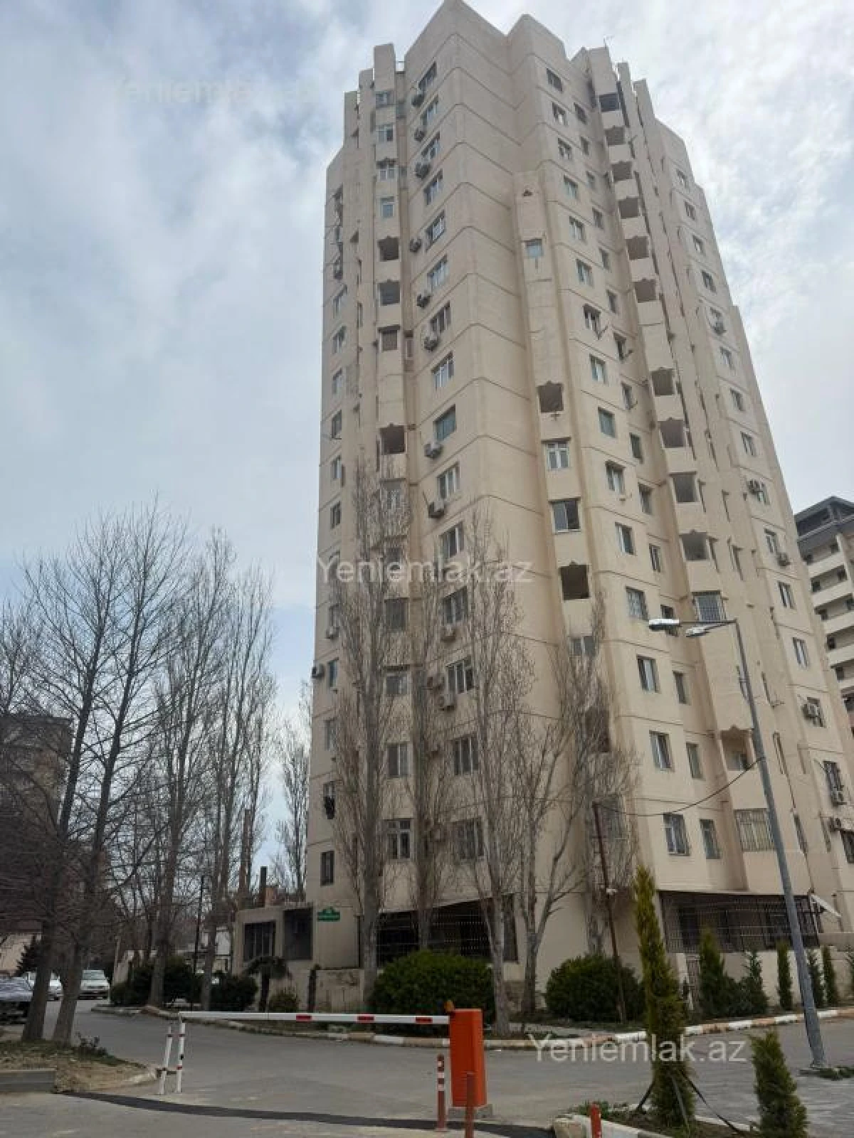 Satılır 2 otaqlı yeni tikili 68 m²