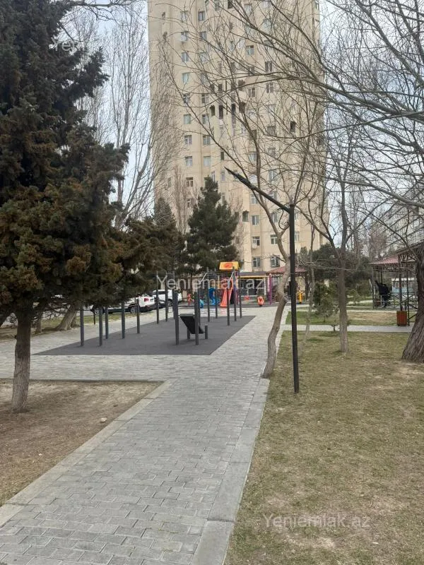 Satılır 2 otaqlı yeni tikili 68 m²