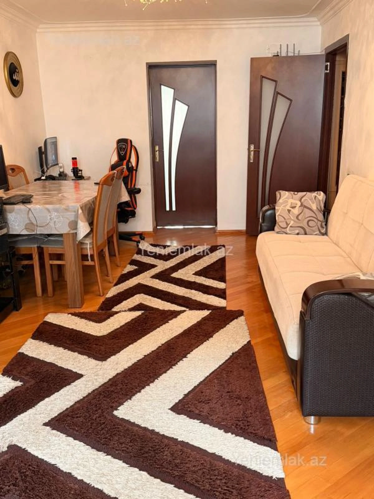 Satılır 2 otaqlı köhnə tikili 50 m²