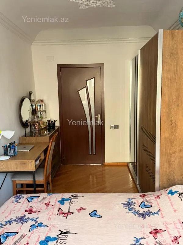 Satılır 2 otaqlı köhnə tikili 50 m²