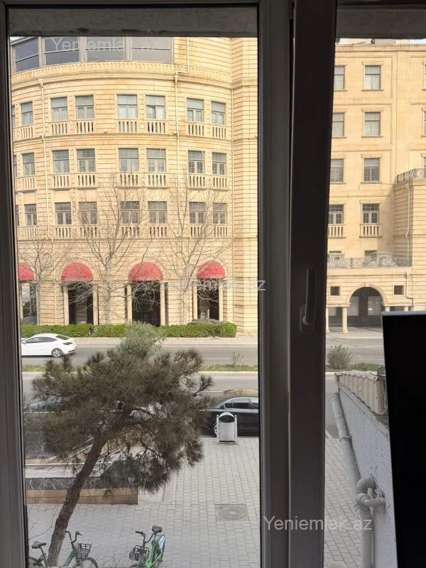 Satılır 2 otaqlı köhnə tikili 50 m²