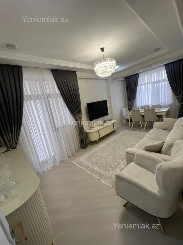 Satılır 3 otaqlı yeni tikili 127.5 m²