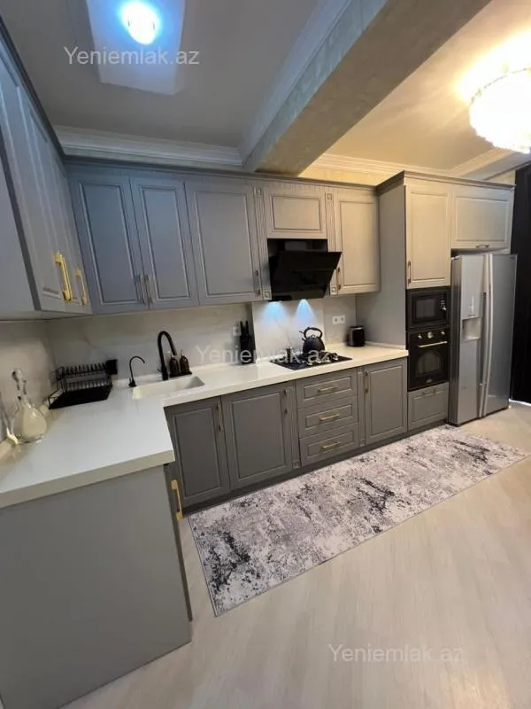 Satılır 3 otaqlı yeni tikili 127.5 m²