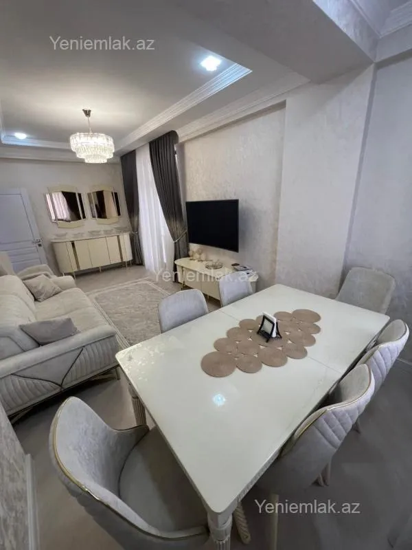 Satılır 3 otaqlı yeni tikili 127.5 m²