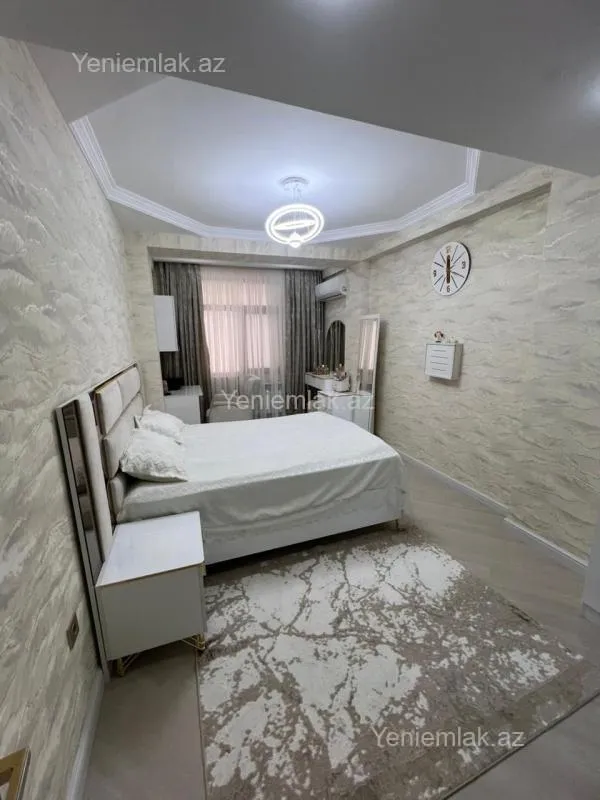 Satılır 3 otaqlı yeni tikili 127.5 m²