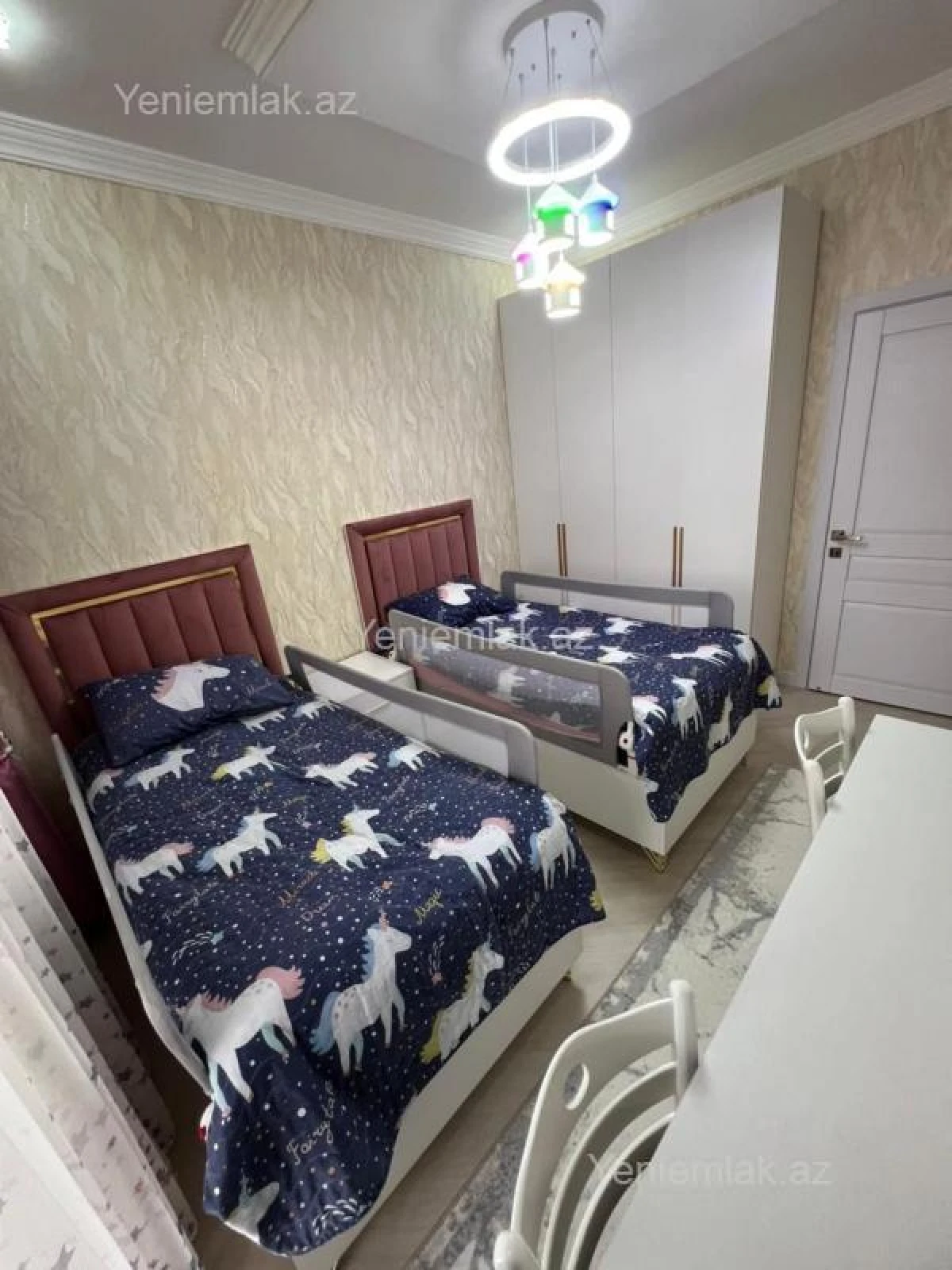 Satılır 3 otaqlı yeni tikili 127.5 m²