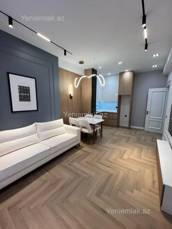 Satılır 2 otaqlı yeni tikili 70 m²