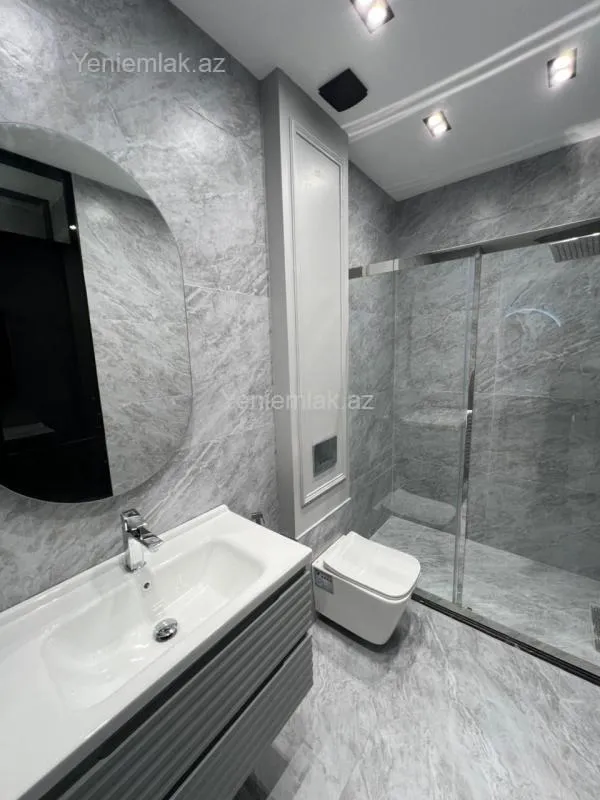 Satılır 2 otaqlı yeni tikili 70 m²