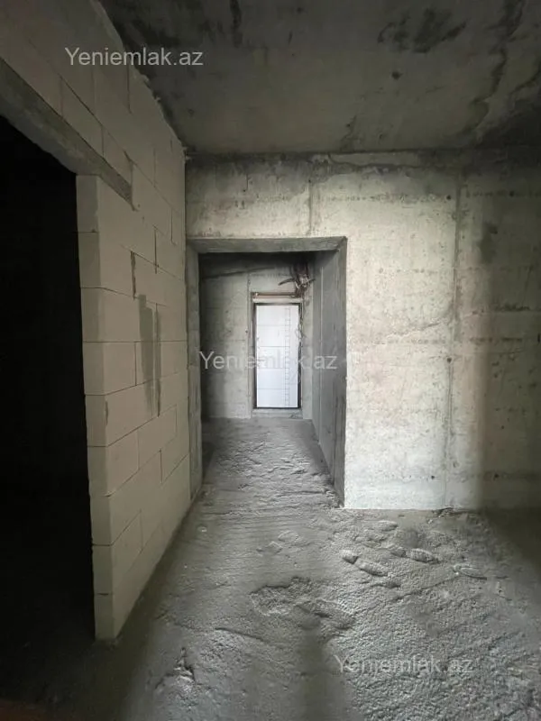 Satılır 3 otaqlı yeni tikili 90 m²