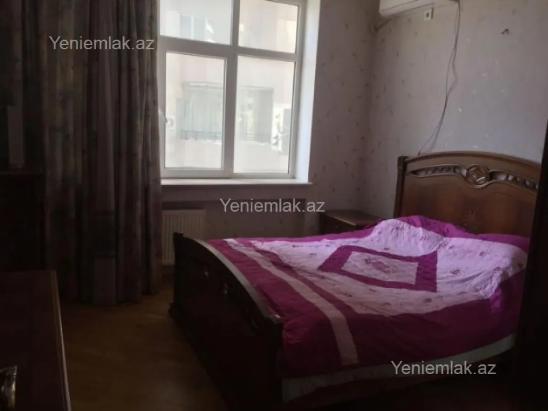 Satılır 3 otaqlı yeni tikili 125 m²