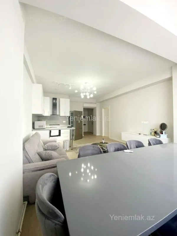 Satılır 2 otaqlı yeni tikili 74 m²