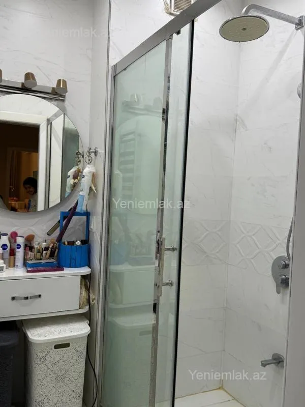 Satılır 3 otaqlı köhnə tikili 80 m²