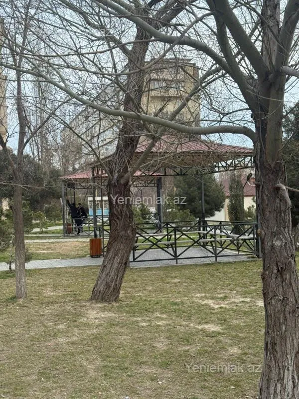 Satılır 3 otaqlı köhnə tikili 80 m²