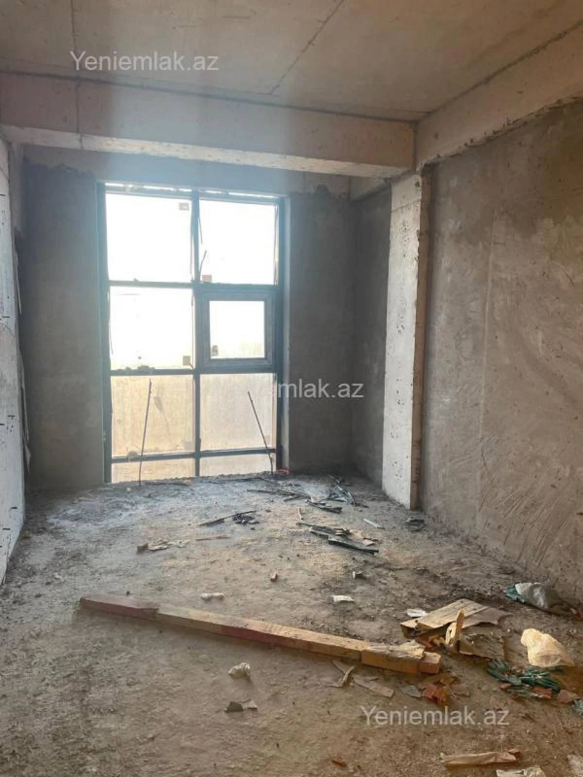 Satılır 2 otaqlı yeni tikili 82 m²
