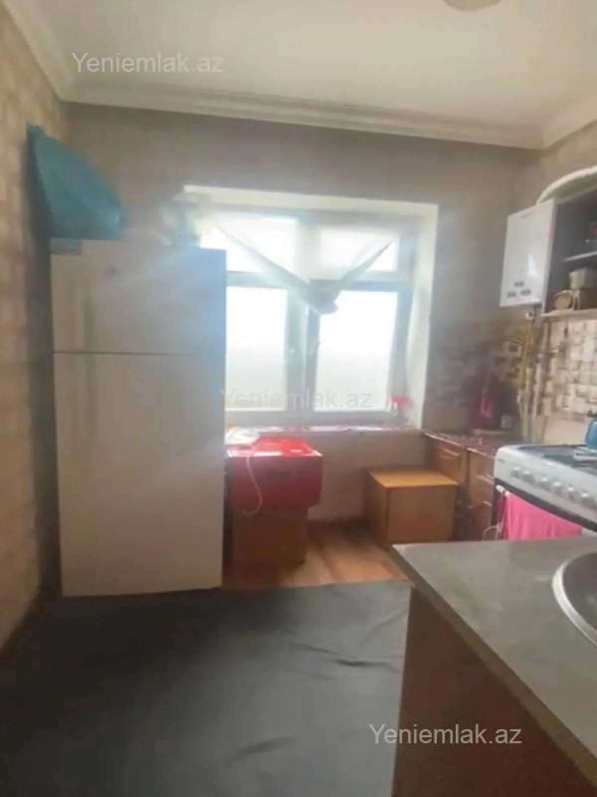 Satılır 2 otaqlı köhnə tikili 60 m²