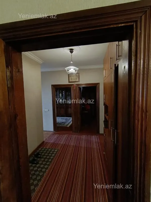 Satılır 4 otaqlı köhnə tikili 95 m²