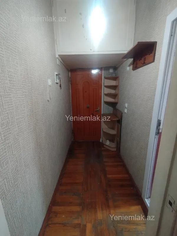 Satılır 2 otaqlı köhnə tikili 45 m²