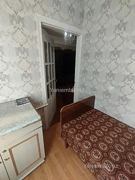 Satılır 2 otaqlı köhnə tikili 45 m²