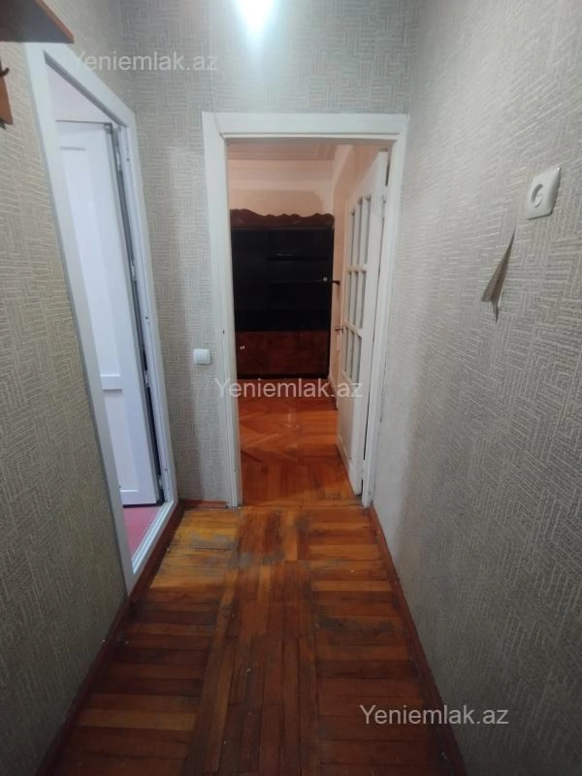 Satılır 2 otaqlı köhnə tikili 45 m²