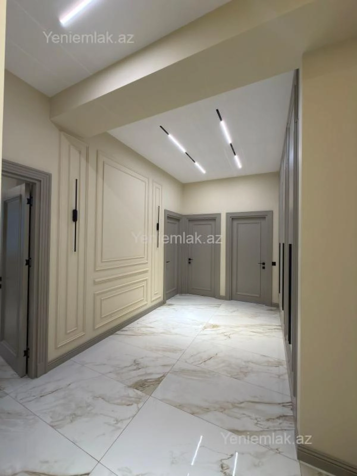 Satılır 3 otaqlı yeni tikili 105 m²