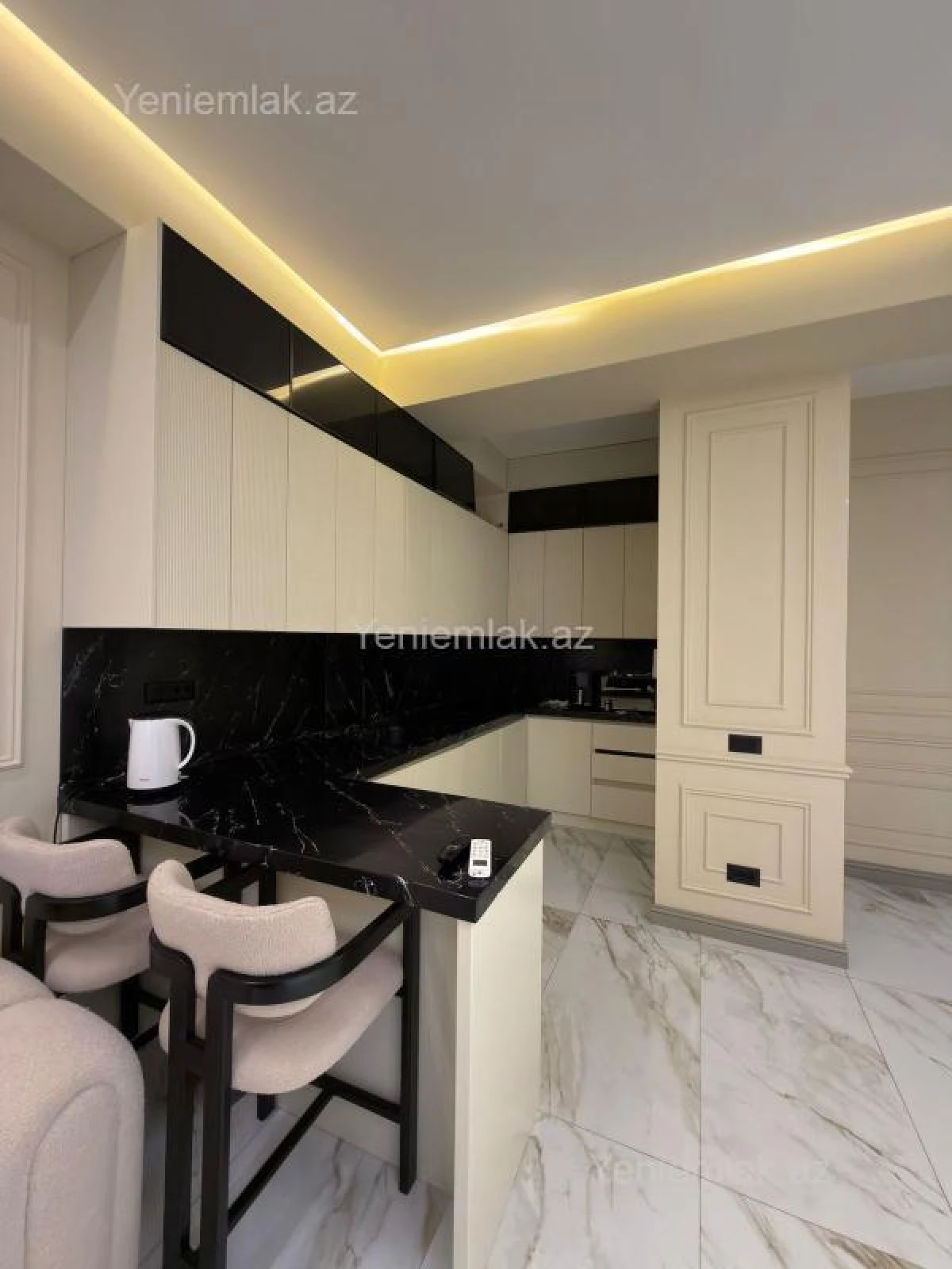 Satılır 3 otaqlı yeni tikili 105 m²