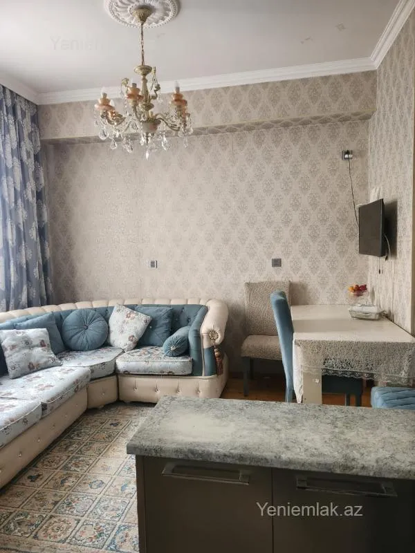 Satılır 2 otaqlı köhnə tikili 44 m²