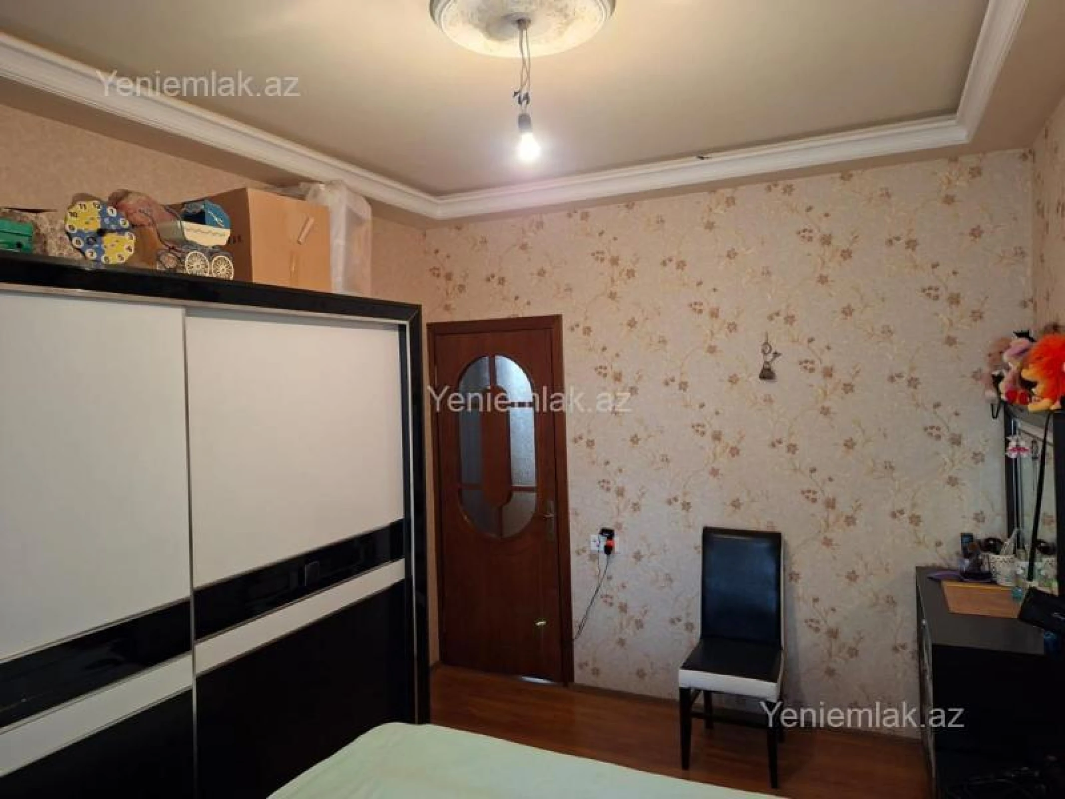 Satılır 3 otaqlı köhnə tikili 80 m²