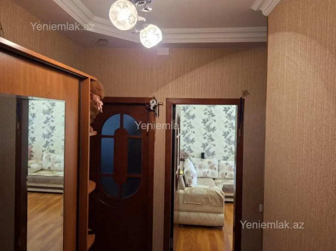 Satılır 3 otaqlı köhnə tikili 80 m²