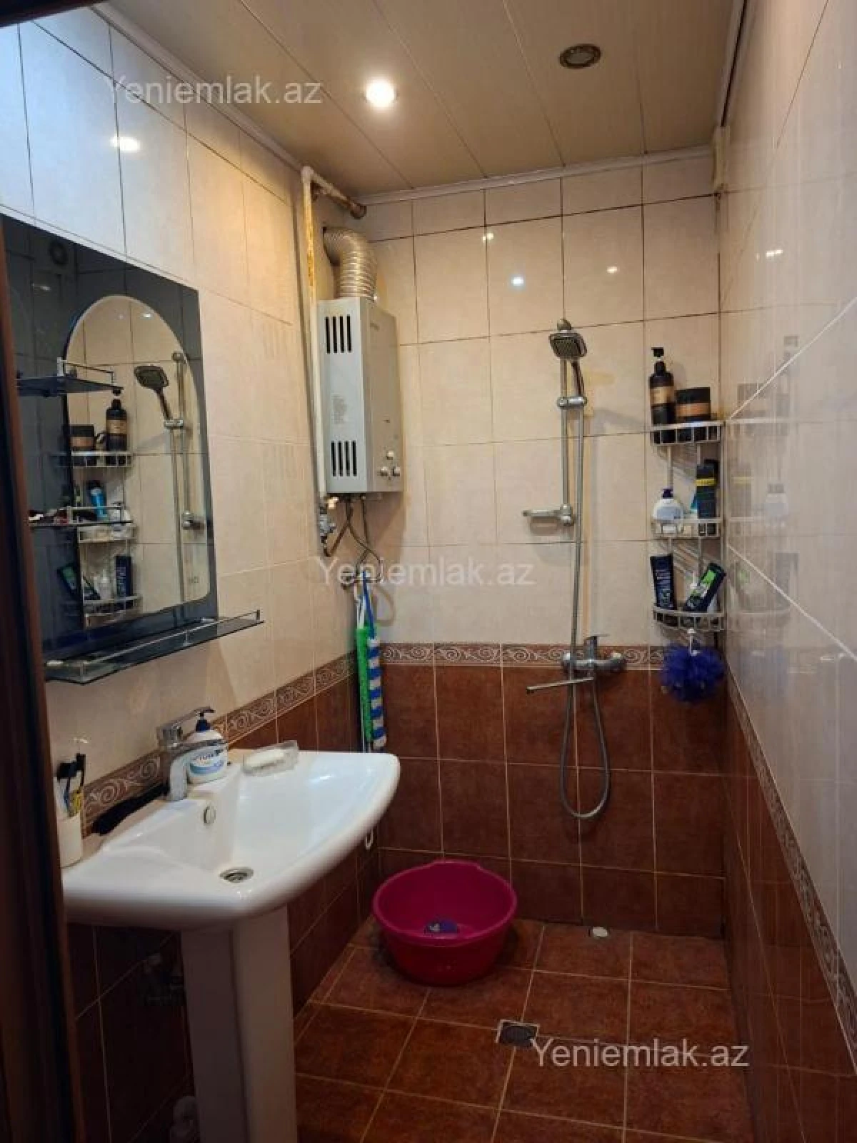 Satılır 3 otaqlı köhnə tikili 80 m²