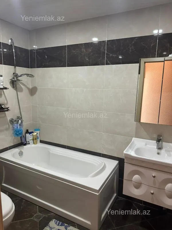 Satılır 2 otaqlı yeni tikili 70 m²