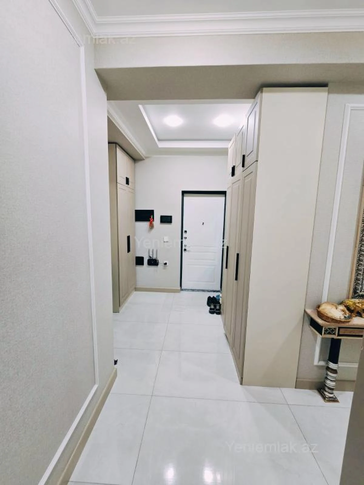 Satılır 2 otaqlı yeni tikili 82.5 m²