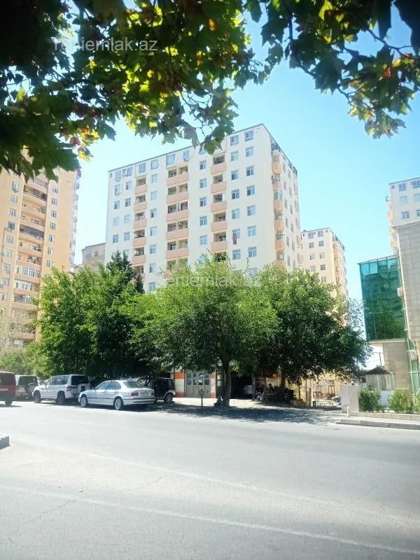 Satılır 2 otaqlı yeni tikili 60 m²