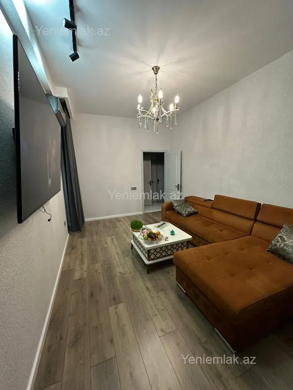 Satılır 2 otaqlı yeni tikili 60 m²