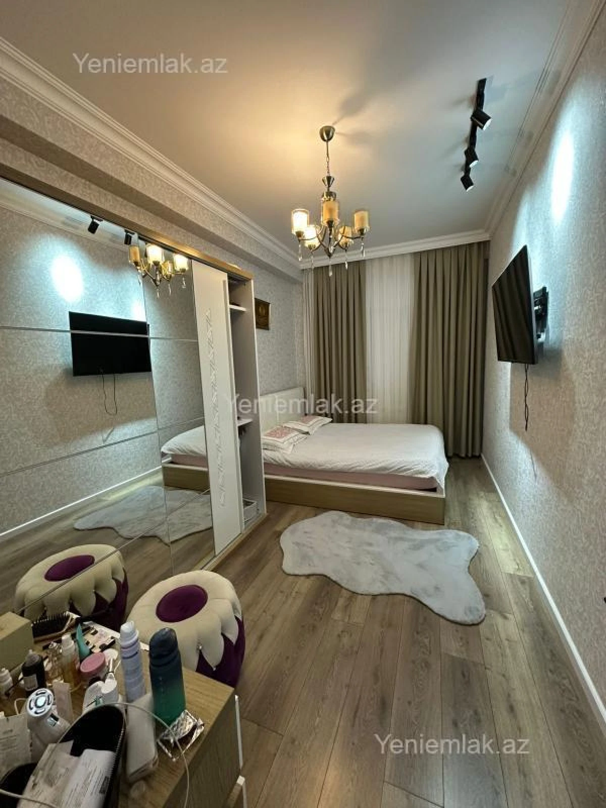 Satılır 2 otaqlı yeni tikili 60 m²