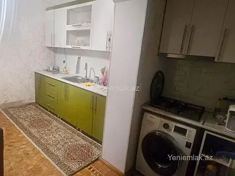 Satılır 3 otaqlı köhnə tikili 90 m²